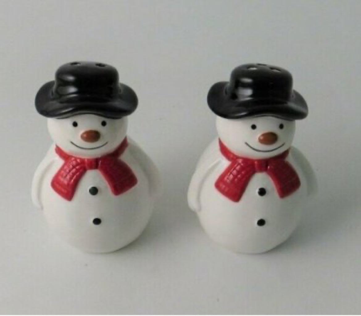 Ceramic Snowmen Salt and Pepper Shaker