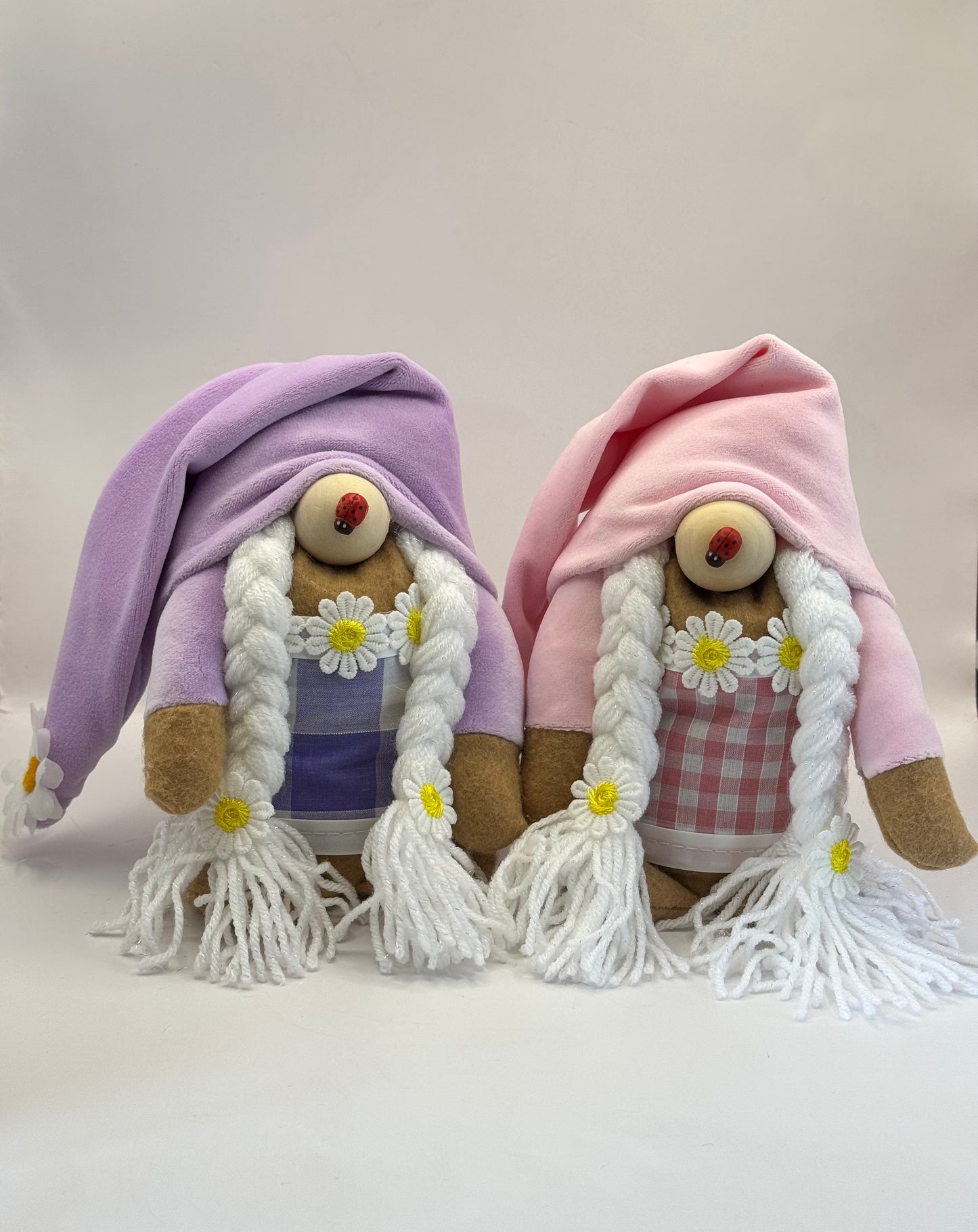 Lilac Daisy Doris Nordic Gnome, Gonk, Swedish Tomte