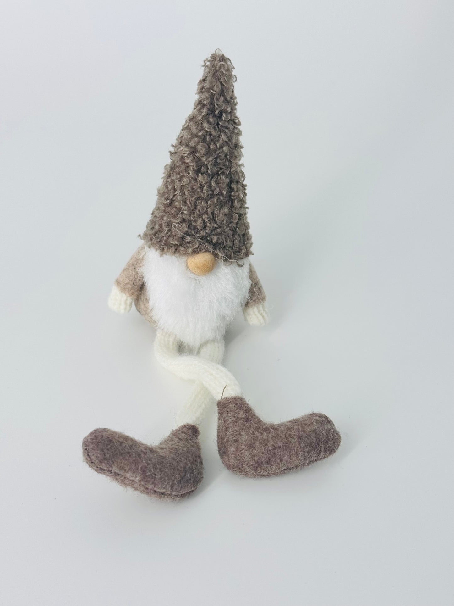 Tiny Brown Sitting Gonk 18cm